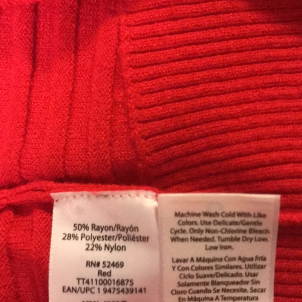 V-Neck Pullover Sweater - Picture 7 of 11